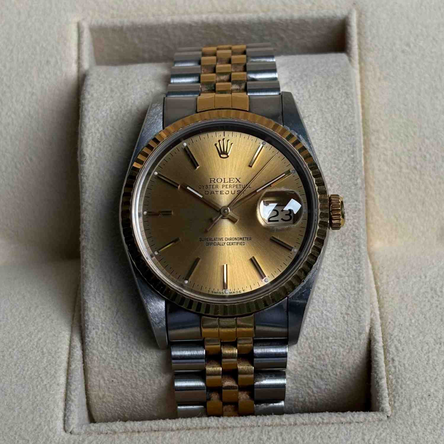 ساعت زنانه رولکس 36 میلیمتری ROLEX OYSTER PERPETUAL DATEJUST