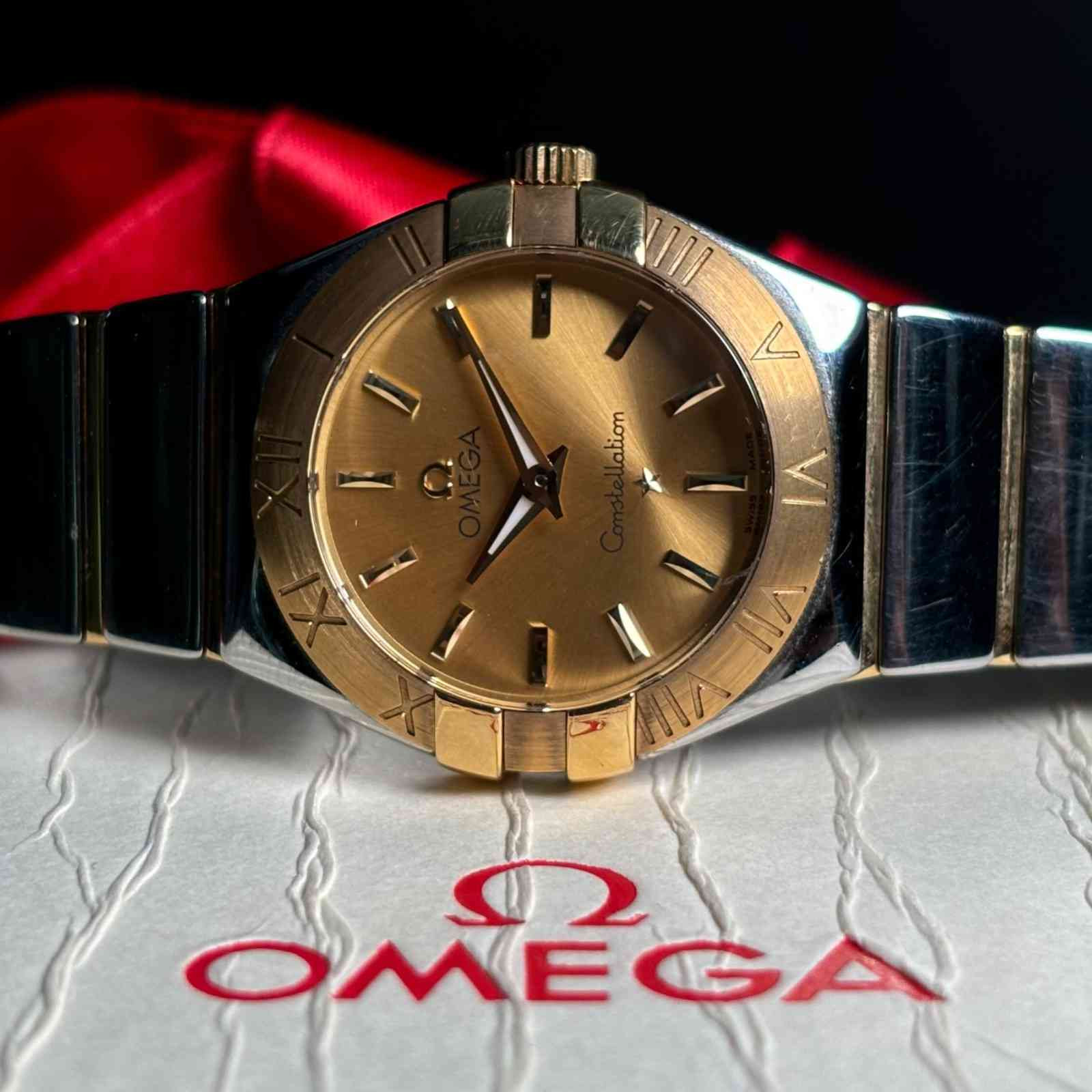 ساعت زنانه امگا 27 میلیمتری تمام میخ طلا  Omega Constellation