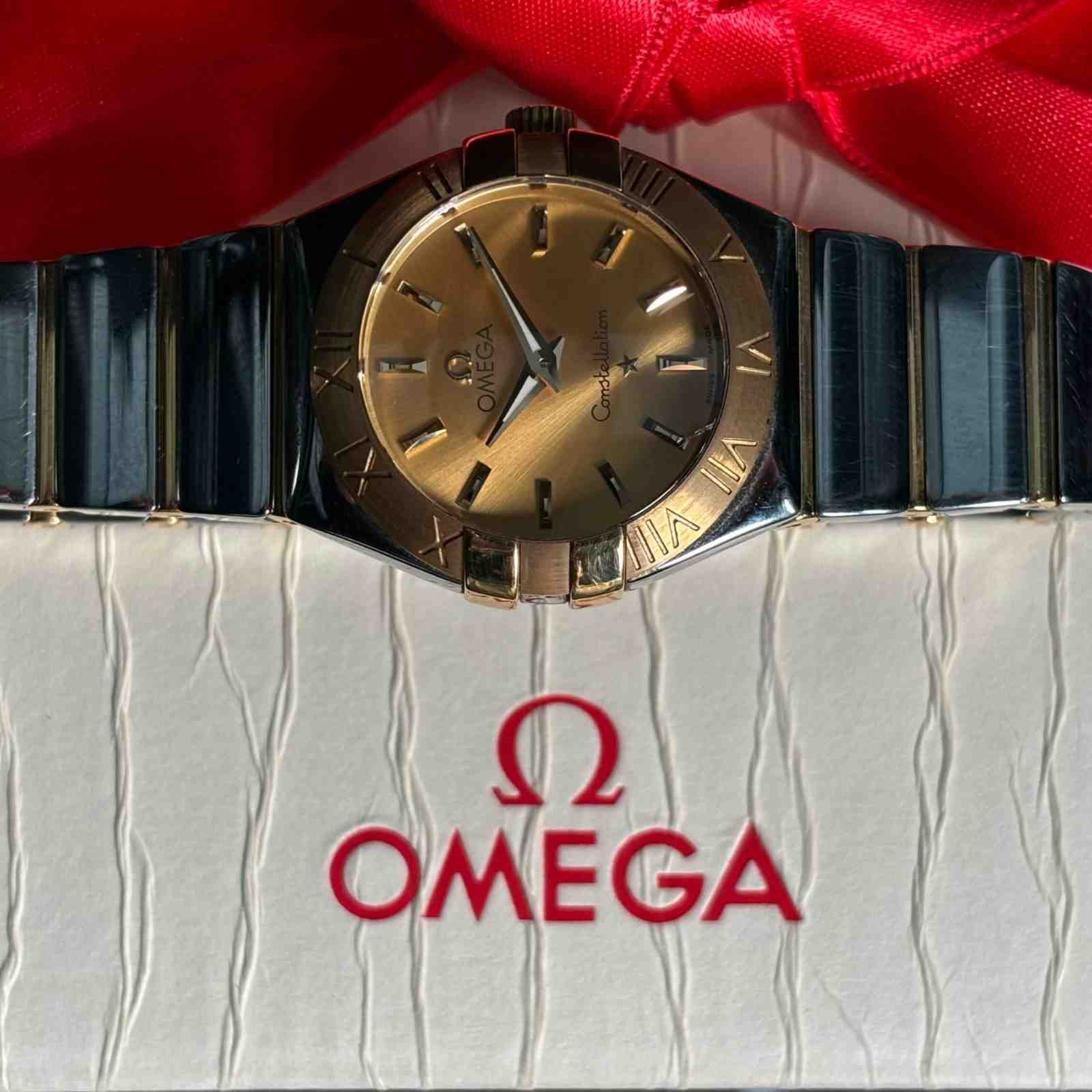ساعت زنانه امگا 27 میلیمتری تمام میخ طلا  Omega Constellation