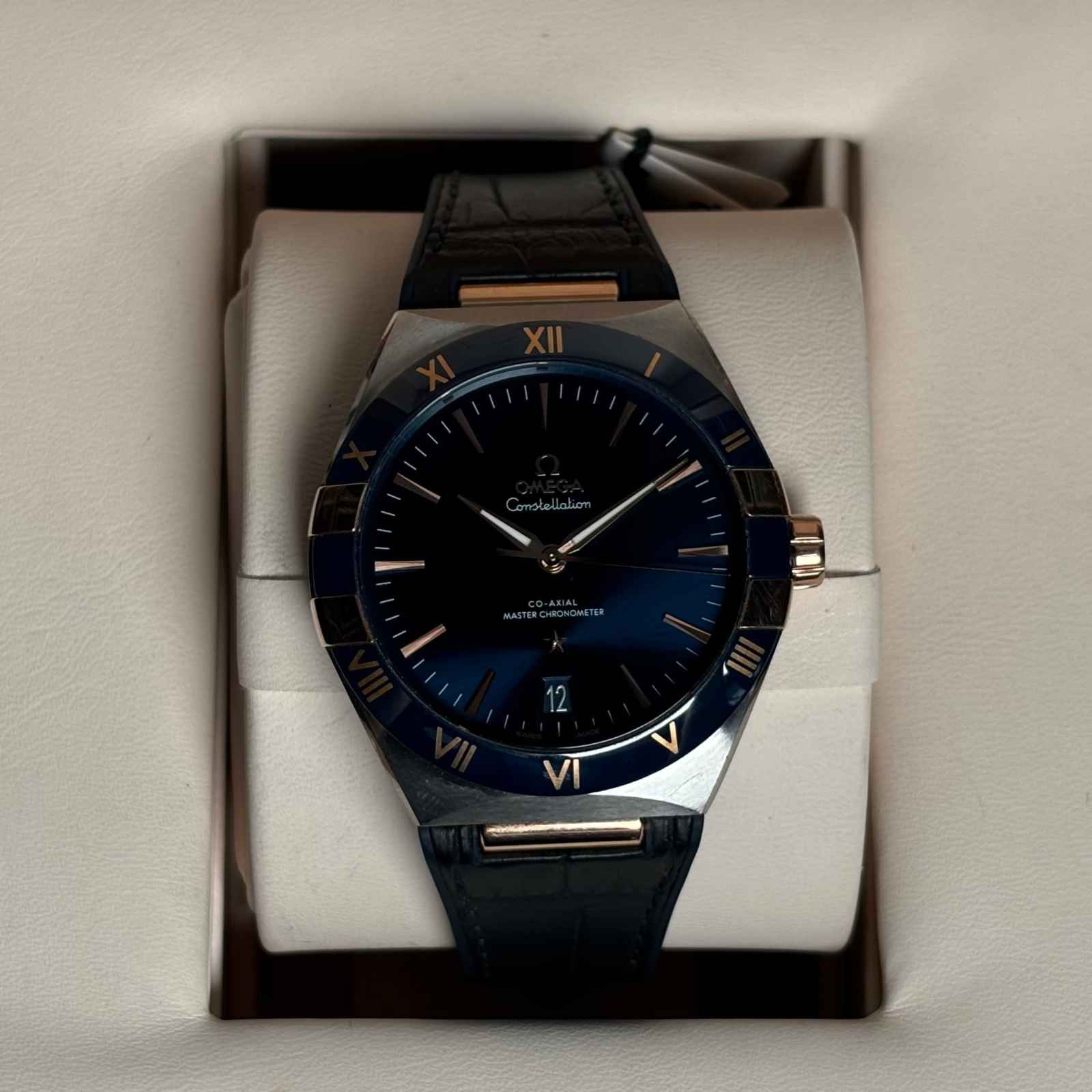 ساعت مردانه امگا 41 میلیمتری بند چرمی  Omega Constellation