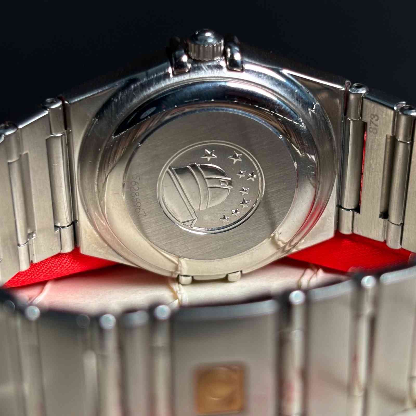 ساعت زنانه امگا 27.5 میلیمتری تمام استیل صفحه صدف Omega Constellation