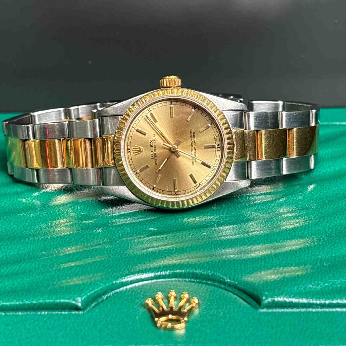 ساعت زنانه رولکس 31 میلیمتری   ROLEX OYSTER PERPETUAL
