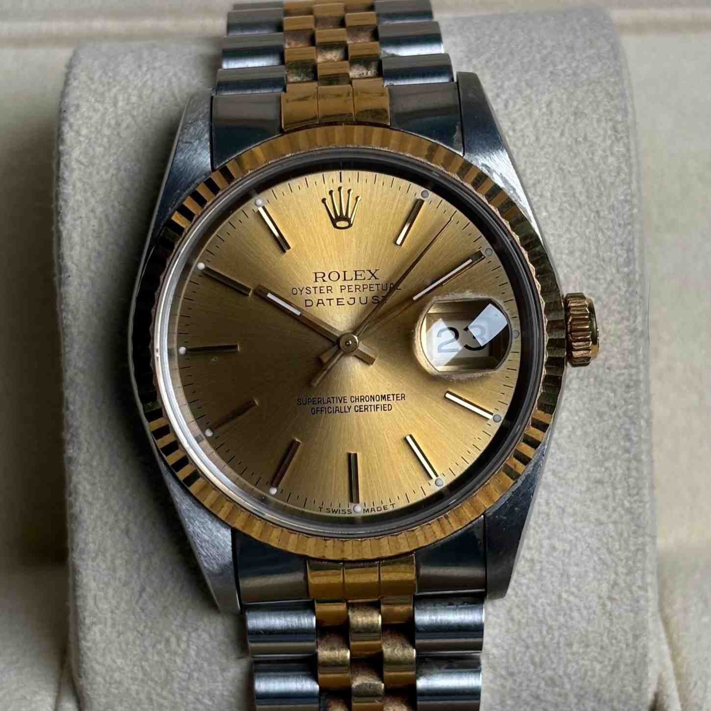 ساعت زنانه رولکس 36 میلیمتری   ROLEX OYSTER PERPETUAL DATEJUST