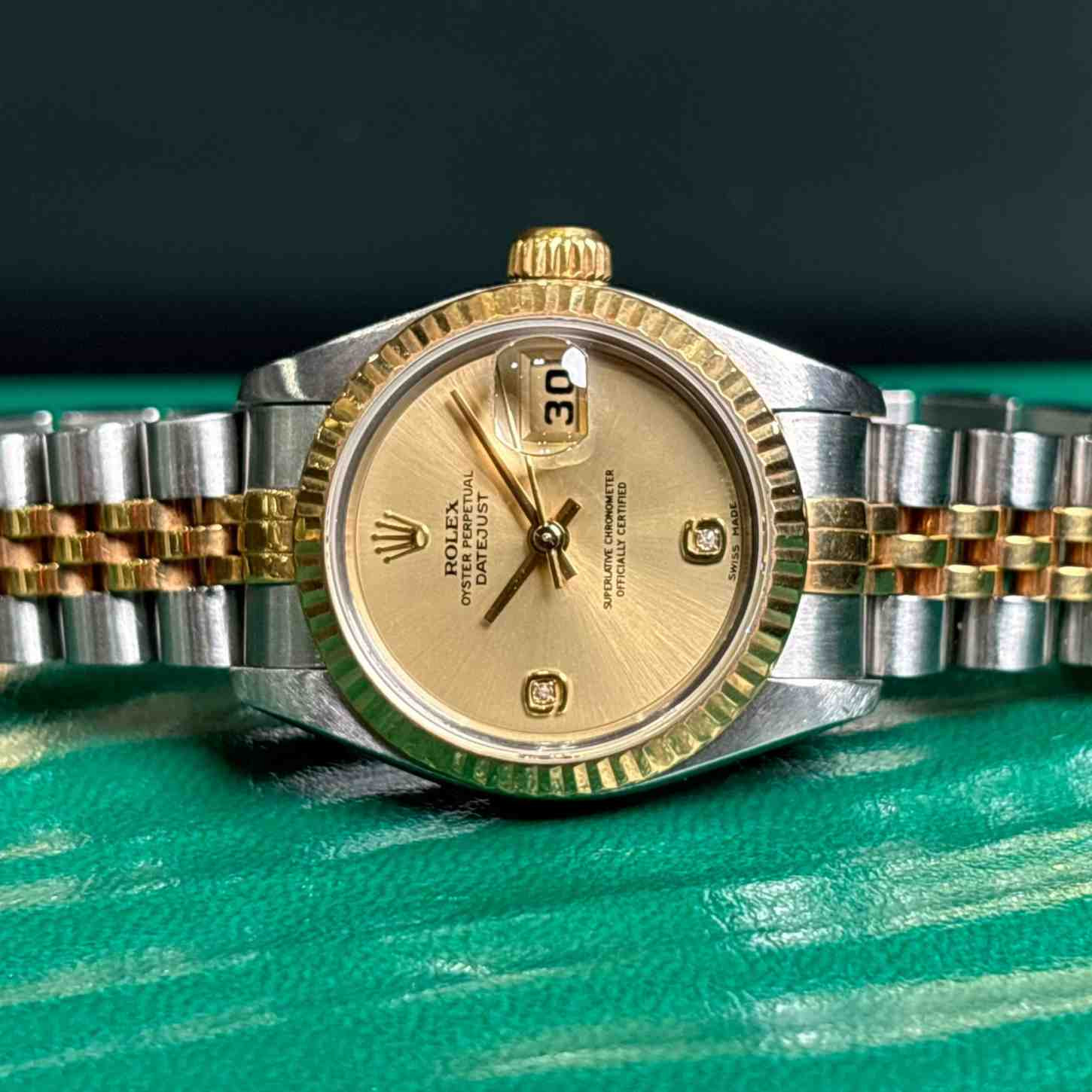 ساعت زنانه رولکس 26 میلیمتری ROLEX OYSTER PERPETUAL DATEJUST