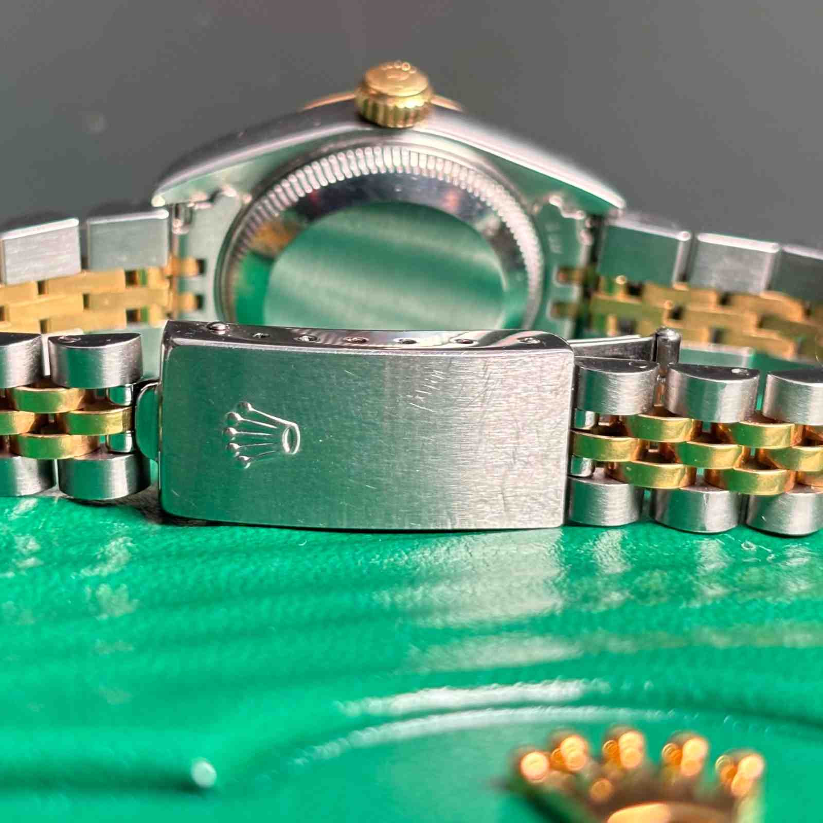 ساعت زنانه رولکس 26 میلیمتری صفحه صدف  ROLEX DATEJUST